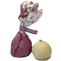 Rabitos Royale White - fig with strawberry truffle filling