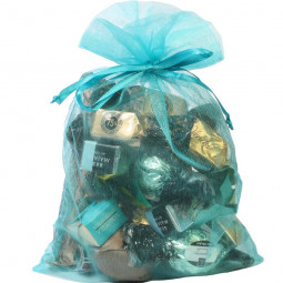 Gift bag turquoise with Sweet Fingerfood chocolates