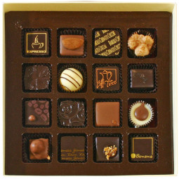pralines, truffels, bonbon au chocolats, chocolat noir, dark chocolate, handmade, handgemacht,