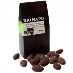 Cocoa beans coated in 70% organic chocolate