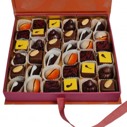 Vederlichte" doos bonbons met 6 x 6 chocolaatjes - alcoholvrij
